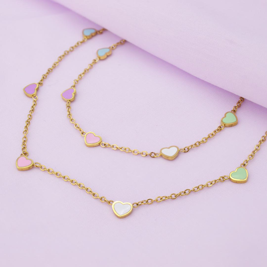 LOVE IS LOVE Collier